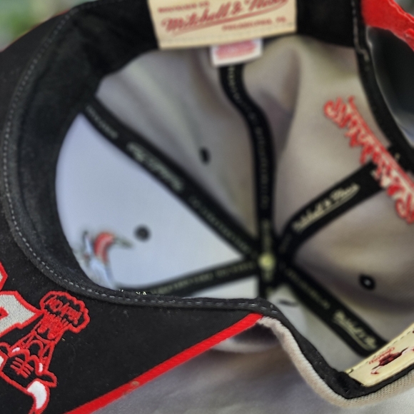 Mitchell & Ness Chicago Bulls Adjustable Hat - One Size Fits Most - Picture 5 of 5